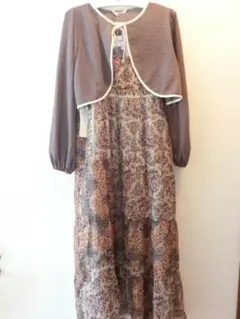 Item thumbnail for item 8a7611ca-45d2-414b-ba0e-21bcaa192cfa