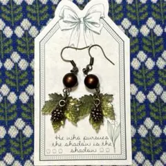 NO.239 ハンドメイド　ピアス　グリーン
