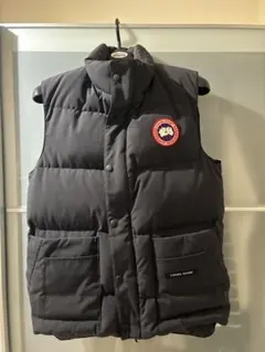 CANADA GOOSE ダウンベスト ダークグレー