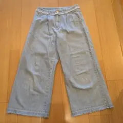 ギッズ　ライトブルーデニムパンツ サイズ140