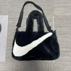 Nike ファーショルダーバッグ ブラック　極美品
