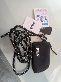 【新品】FILA フィラ　ネックストラップ付きミニポーチのサムネイル