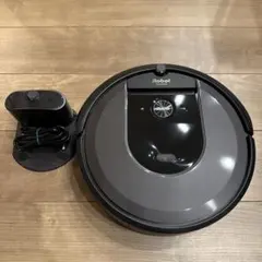 ルンバ i7 ロボット掃除機 充電ドック付き 異音ありのサムネイル