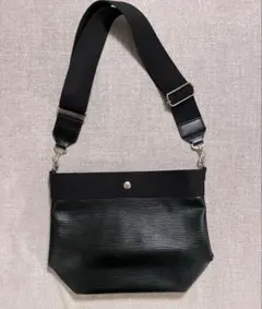 【美品】トプカピ　ブラックショルダーバッグ