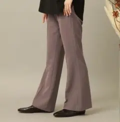 【SENSE OF PLACE】センタープレスフレアパンツ