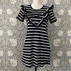 ZARA フリル付き　黒白　ボーダー　ミニワンピース　デコルテ　タイト　Sサイズ