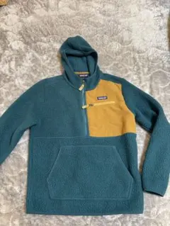 Patagoniaメンズ・レトロ・パイル・プルオーバー