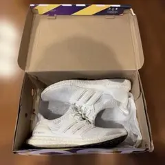 名古屋ラシック購入adidas Ultra Boostホワイトスニーカー26cmのサムネイル