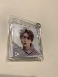 SEVENTEEN ガチャガチャ アクリルチャーム