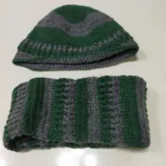 ビーニー　バケットハット　ネックウォーマーセット。 ハンドメイド