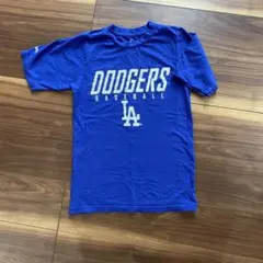 MLB公式　ドジャース　レディース半袖Tシャツのサムネイル