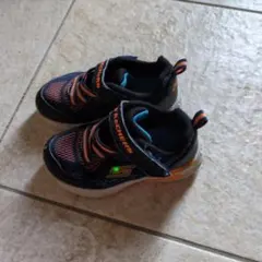 SKECHERS☆光るスニーカー☆14センチ