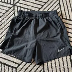 ナイキ チャレンジャー 5インチ ランニングショーツ ブラック Sサイズ