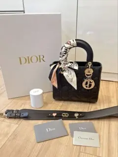 Item thumbnail for item c7942b05-f6a7-4831-a696-8d626fb2c2f6