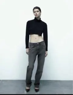 【新品】ZARA リブクロップドトップス　ニット　タートルネック　ミニ丈　黒