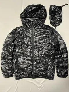 ユニクロ　ウルトラライトダウン　エクストラウォーム　収納袋付き　新品未使用