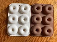 ダイソー シリコーンモールド プチドーナツ ケーキ型のサムネイル