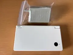 ニンテンドーDSi ホワイト 本体 充電器付-1740
