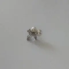 ら*ら様 片耳しか残っていないピアス　キャッチなし　K10WG