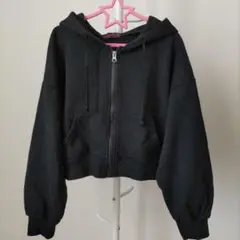 ラブトキシック　LOVETOXIC　黒　ジップアップパーカー　Mサイズ　150
