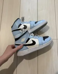 Nike Air Jordan 1 Retro High OG ライトブルー