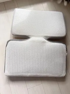 ニトリの枕2個＋枕カバー2枚セット