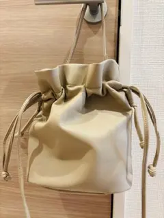 巾着バッグ　ショルダーバッグ　ハンドバッグ