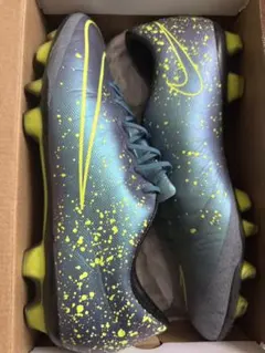 新品未使用NIKE マーキュリアルヴェイパーX HG-V 25.5　激レア NIKE ナイキ マーキュリアル ヴェイパー X HG-V(ホワイト×蛍光