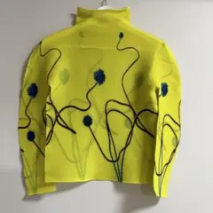 美品　me by イッセイミヤケ　総柄　カットソー　tシャツ　プリーツプリーズ 2025年最新】me by ISSEY MIYAKE レディース 長袖 Tシャツ・カットソー