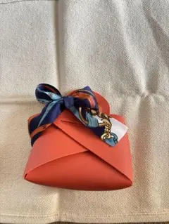 美品！スカーフ　小物入れ　ラッピングポーチ