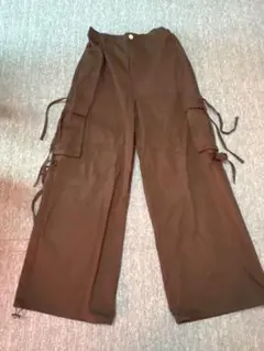 新品未使用　ワイドパンツ