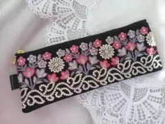 Item thumbnail for item fb8d8ba5-ade9-48f4-864e-31a44b77d2e8