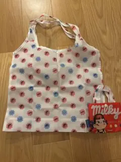 美品　 不二家 ペコちゃん ミルキー エコバッグ 収納ポーチ付き