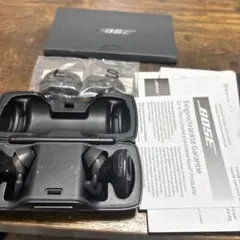Bose ワイヤレスイヤホン 本体 充電ケース付きのサムネイル