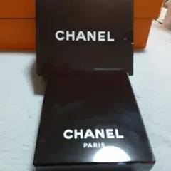 CHANEL ブラックボックス ミラー付きコスメボックス
