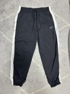 ナイキ　ジャージ　シャカシャカパンツ