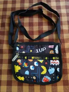 ☆新品タグ付きLeSportsac×PACMANコラボポーチ完売品 - メルカリ