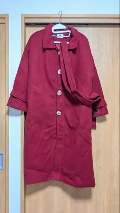 最終価格　赤色　ロングコート　3月末で処分します。