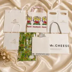 GODIVA・ツマガリ・フランセ・Mr.CHEESECAKE 他ショッパーセットのサムネイル