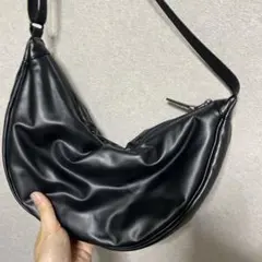 ユニクロシー　ユニクロC レザータッチ　ラウンド　ショルダーバッグ