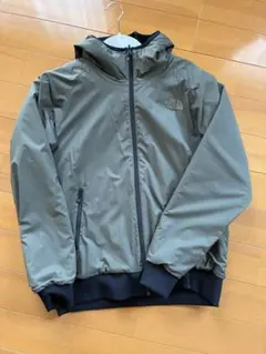 ノースフェイス　リバーシブル　ジャケット