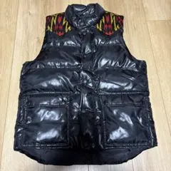 【値下げ】☆新品未使用☆ザショップティーケー ダウンベスト 黒 ナイロンのサムネイル