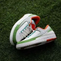 タイタン × ナイキ ウィメンズ エアジョーダン 2 レトロ LOW SP