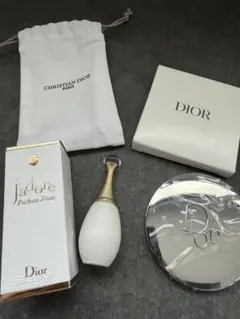 DIOR ディオール　ノベルティミラー&ジャドールパルファンドーミニ