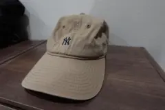 New Era ニューヨーク・ヤンキース ベージュキャップ