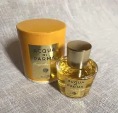 アクアディパルマ マグノリアノービレ 50ml EDP 箱付 美品 残量多のサムネイル