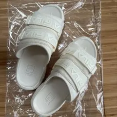 FILA サンダル　23cmのサムネイル
