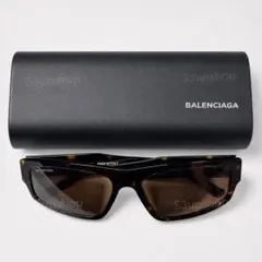 新品未使用 BALENCIAGA バレンシアガ サイドロゴ サングラス べっ甲柄のサムネイル