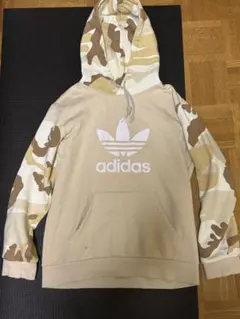 adidas カモフラージュ パーカー Ｍサイズ