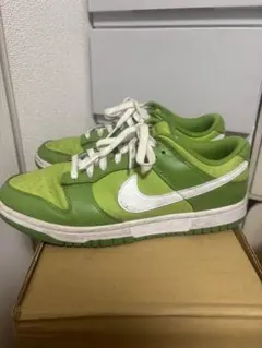 NIKE DUNK LOW グリーン スニーカーのサムネイル